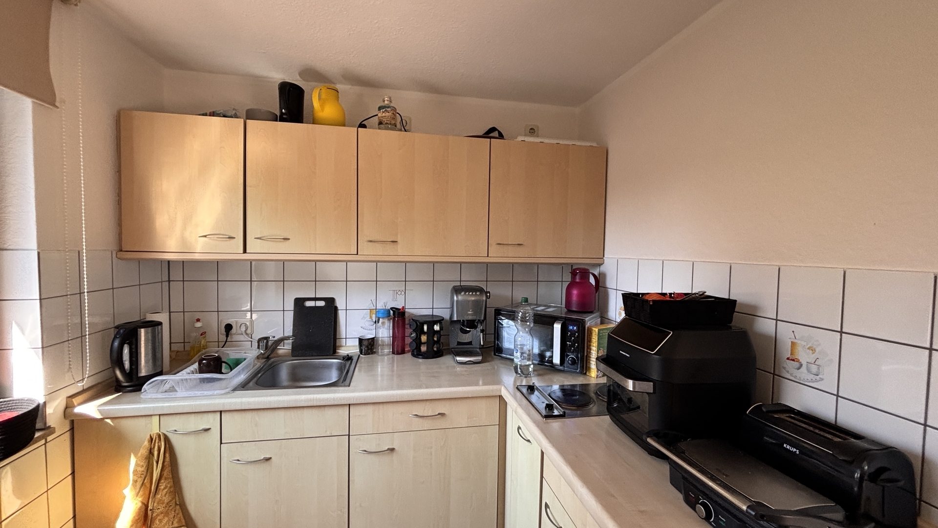 Böcker Wohnimmobilien - Immobilienangebot - Ratingen - Alle - Äußerst gepflegte und geräumige Stadtvilla in ruhiger Lage mit großem parkähnlichem Garten
