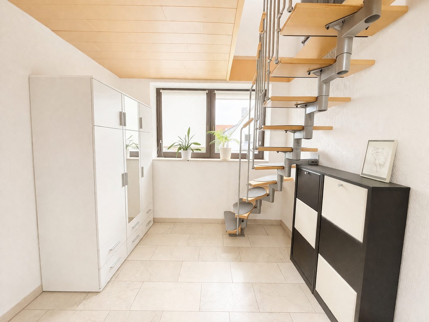 Böcker Wohnimmobilien - Immobilienangebot - Ratingen - Alle - Freistehendes Einfamilienhaus mit großem Garten und viel Potenzial für Familien