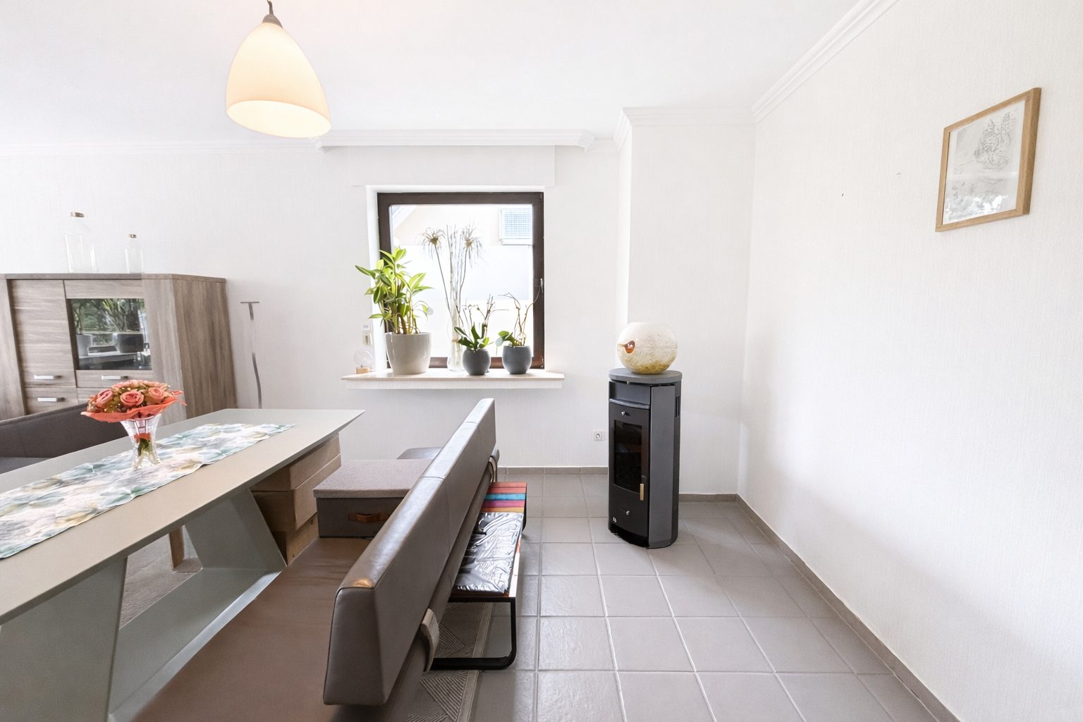 Böcker Wohnimmobilien - Immobilienangebot - Ratingen - Alle - Freistehendes Einfamilienhaus mit großem Garten und viel Potenzial für Familien
