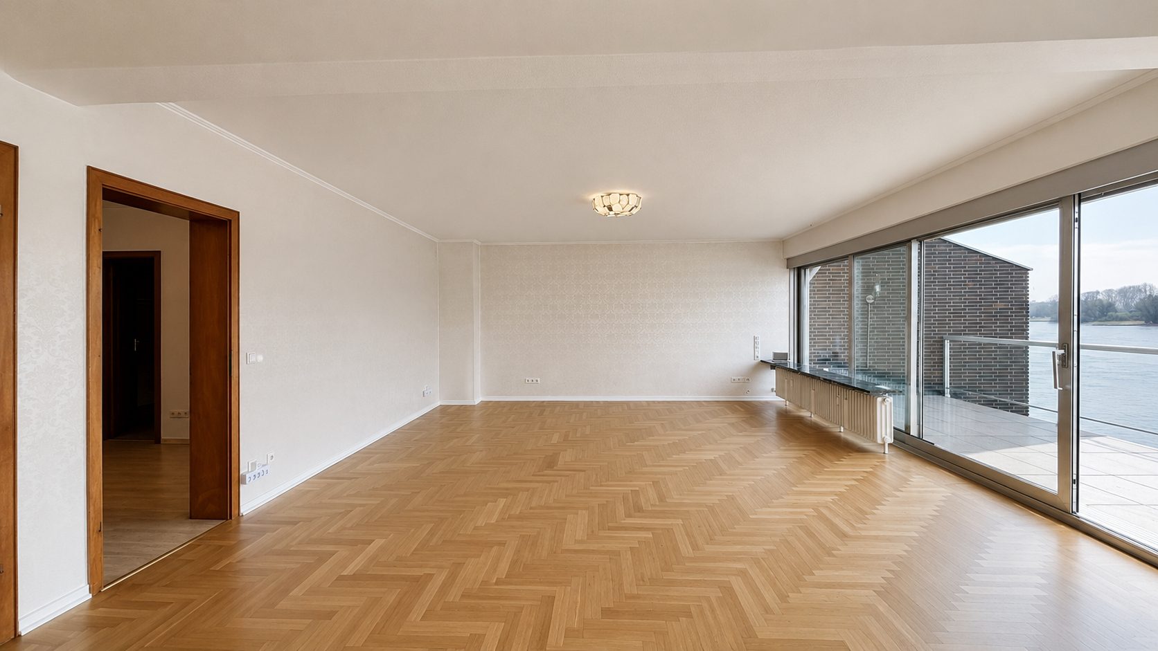 Böcker Wohnimmobilien - Immobilienangebot - Düsseldorf / Wittlaer - Alle - Ihr neues Zuhause am Rhein