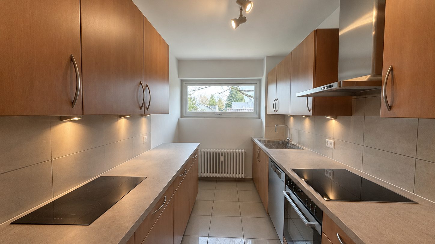 Böcker Wohnimmobilien - Immobilienangebot - Düsseldorf / Wittlaer - Alle - Ihr neues Zuhause am Rhein