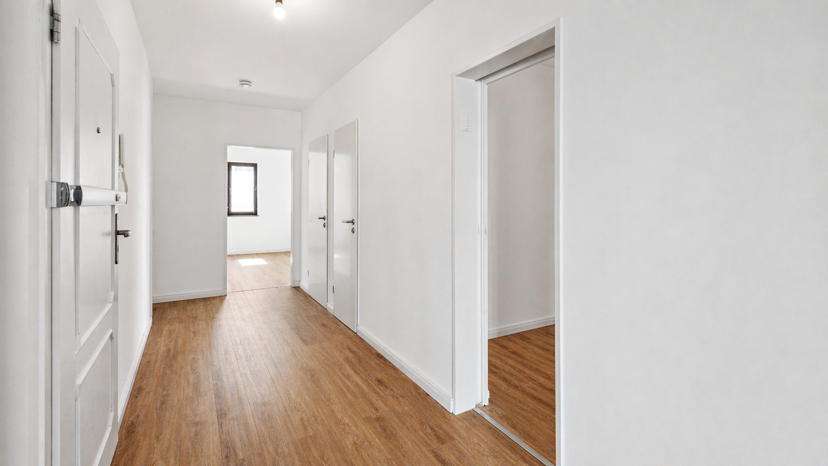 Böcker Wohnimmobilien - Immobilienangebot - Düsseldorf - Alle - Charmante 3-Zimmer-Wohnung mitten im Herzen der Stadt