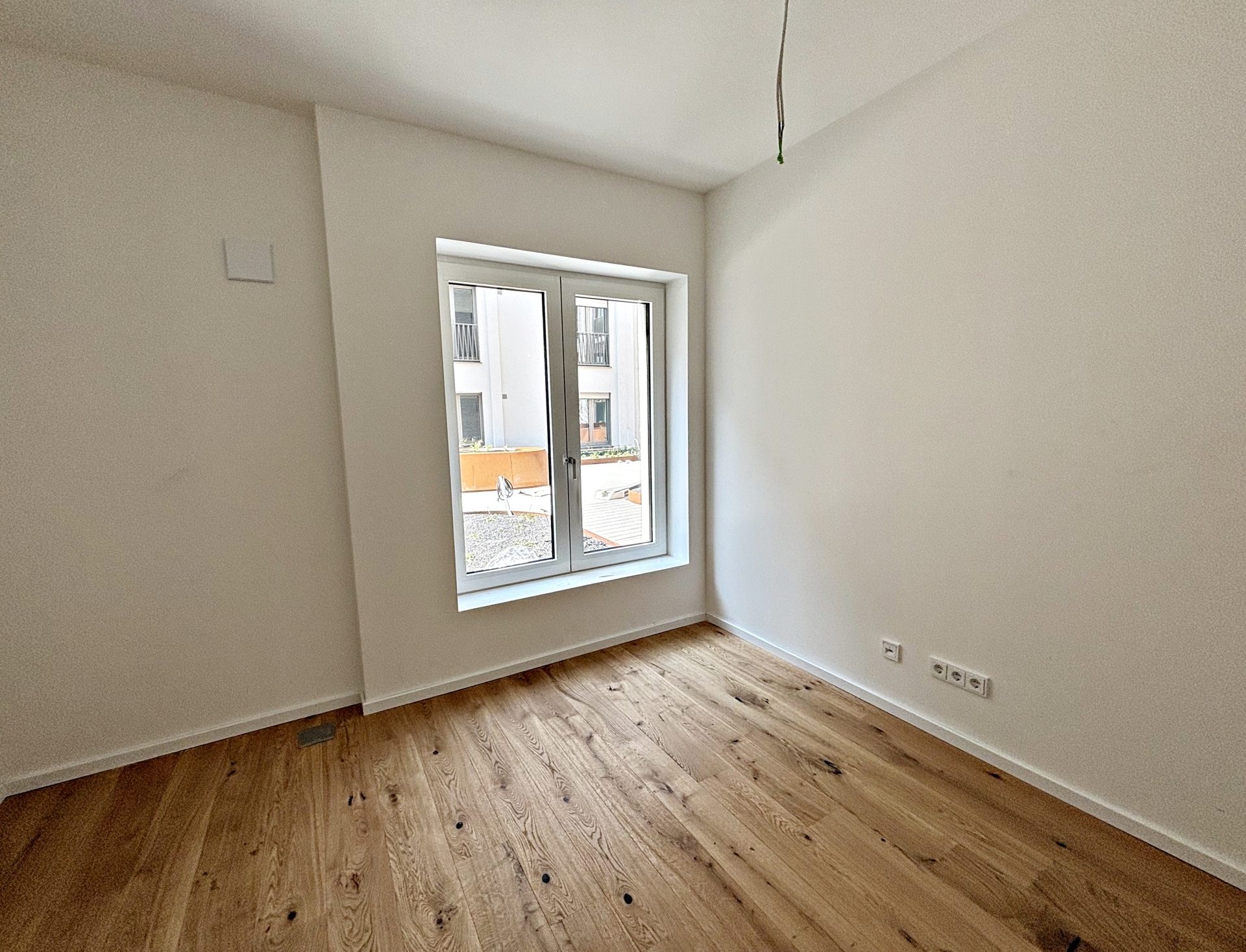 Böcker Wohnimmobilien - Immobilienangebot - Düsseldorf / Düsseltal - Alle - Zeitlos, modern geschnitten – wunderschöne 3 Zimmer im Neubau