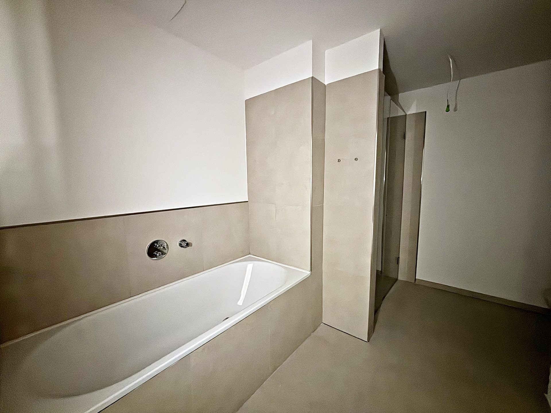 Böcker Wohnimmobilien - Immobilienangebot - Düsseldorf / Düsseltal - Alle - Zeitlos, modern geschnitten – wunderschöne 3 Zimmer im Neubau