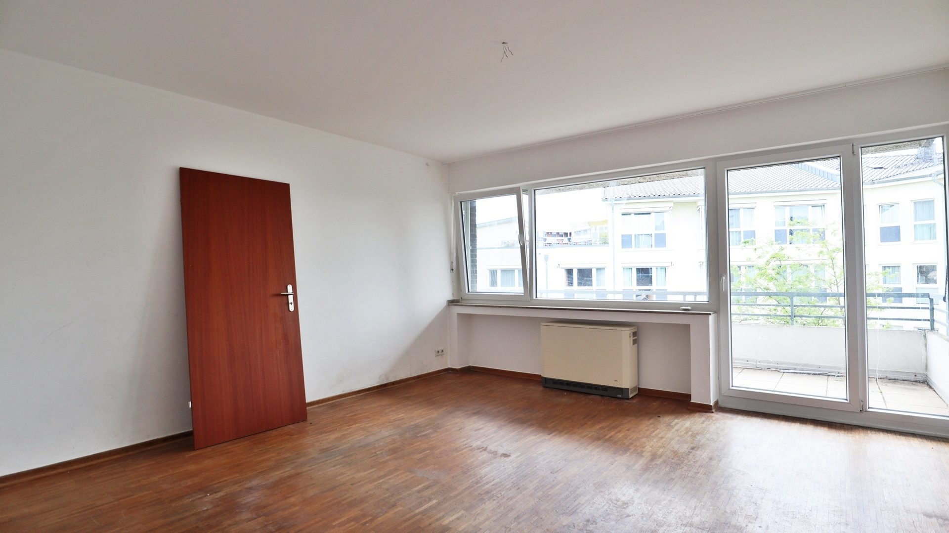 Böcker Wohnimmobilien - Immobilienangebot - Ratingen - Alle - Helle, frisch renovierte 3-Zimmer-Wohnung in ruhiger Lage von Ratingen-Lintorf