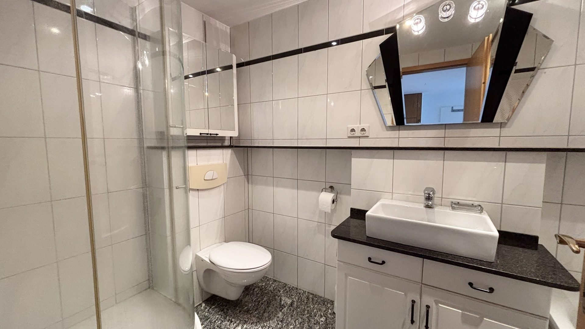 Böcker Wohnimmobilien - Immobilienangebot - Ratingen - Alle - Ankommen und wohlfühlen: Helle 3-Zimmer-Wohnung im EG in Ratingen-Mitte/Süd
