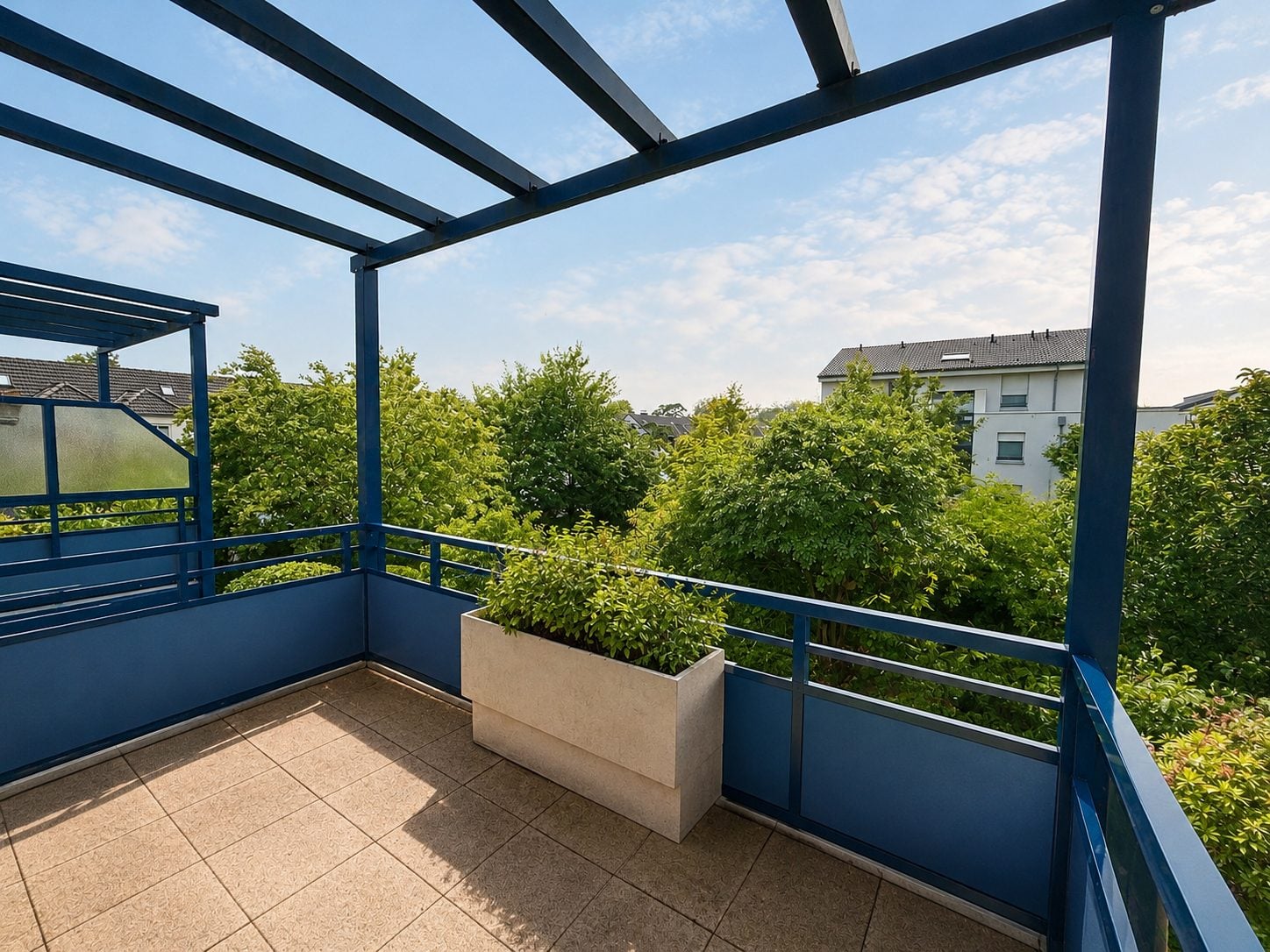 Böcker Wohnimmobilien - Immobilienangebot - Düsseldorf / Wittlaer - Alle - Charmante-2-Zimmer-Wohnung mit Balkon und Blick ins Grüne in Düsseldorf-Wittlaer