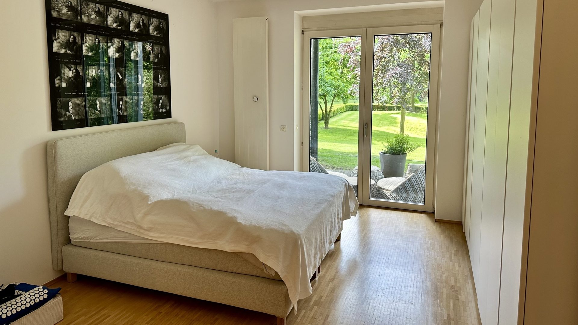 Böcker Wohnimmobilien - Immobilienangebot - Düsseldorf / Kaiserswerth - Alle - Grünes Wohnen mit Blick auf die Rheinauen - 4-Zimmer-Wohnung in Kaiserswerth