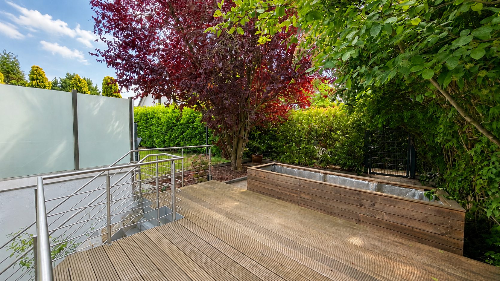 Böcker Wohnimmobilien - Immobilienangebot - Düsseldorf / Lohausen - Alle - Attraktives RMH – Top-Ausstattung, nahe ISD & 300 m zum Rhein