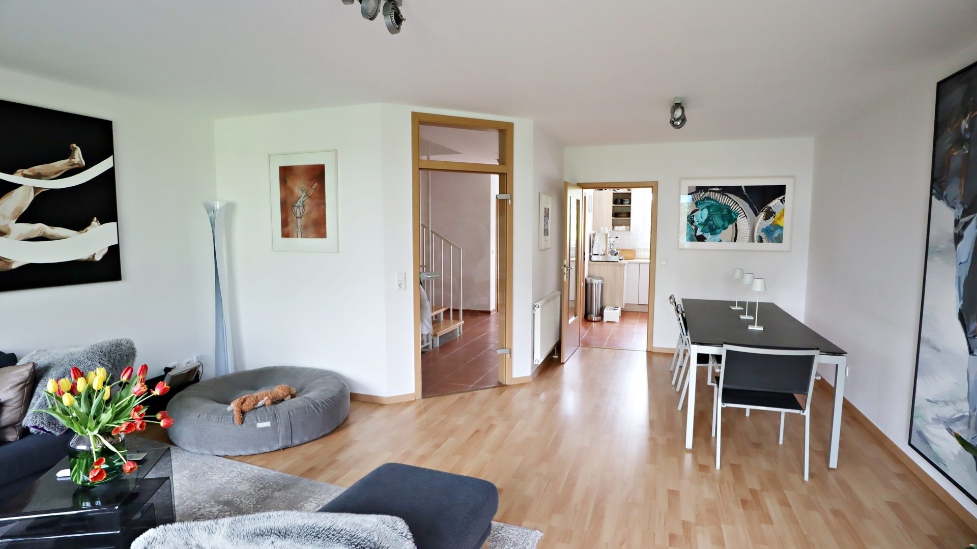 Böcker Wohnimmobilien - Immobilienangebot - Düsseldorf / Einbrungen - Alle - Charmantes Reihenhaus in Einbrungen - Top-Zustand - Sauna - EB