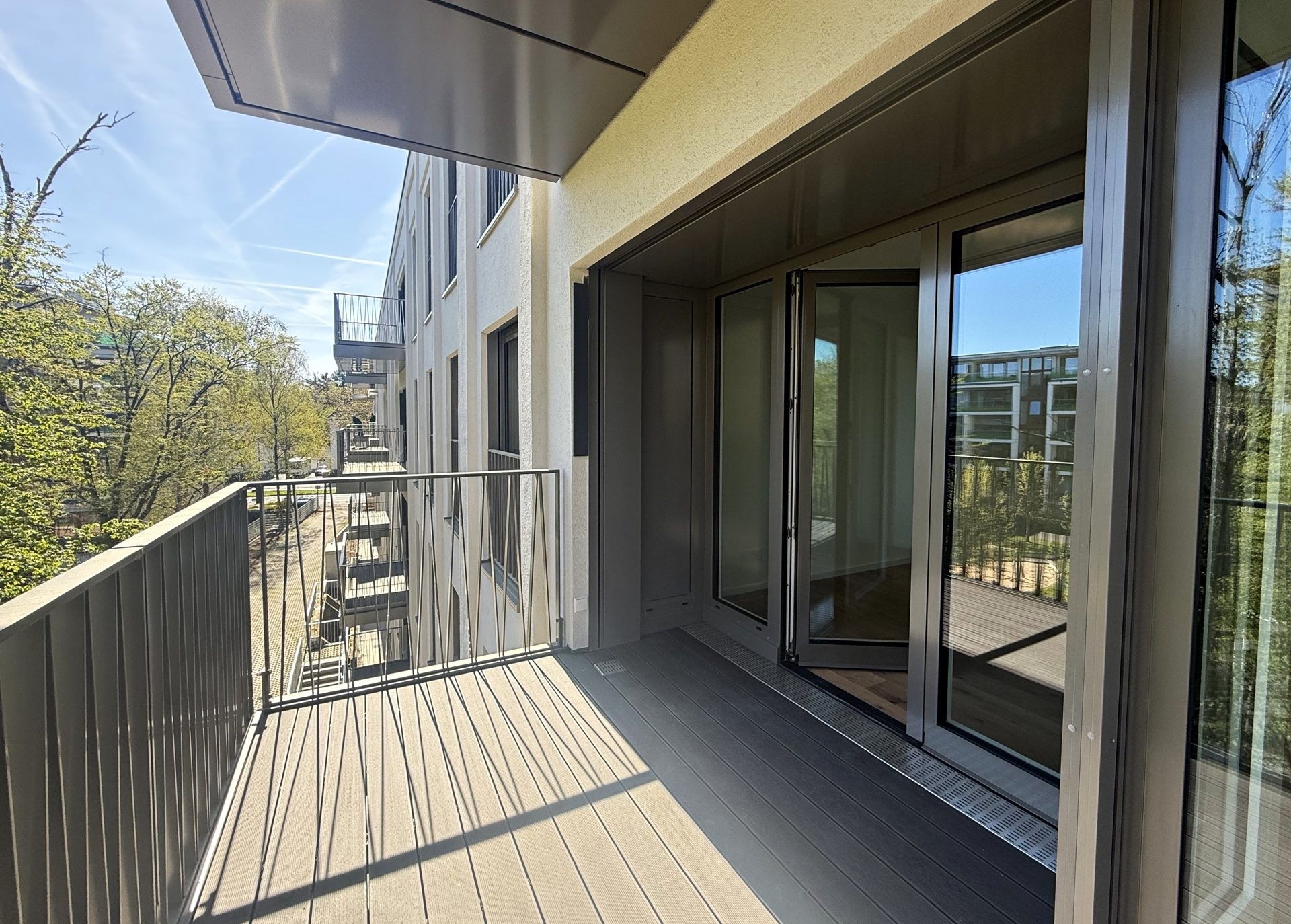 Böcker Wohnimmobilien - Immobilienangebot - Düsseldorf / Düsseltal - Alle - 4 Zimmer Neubau in beliebter Lage von Düsseldorf