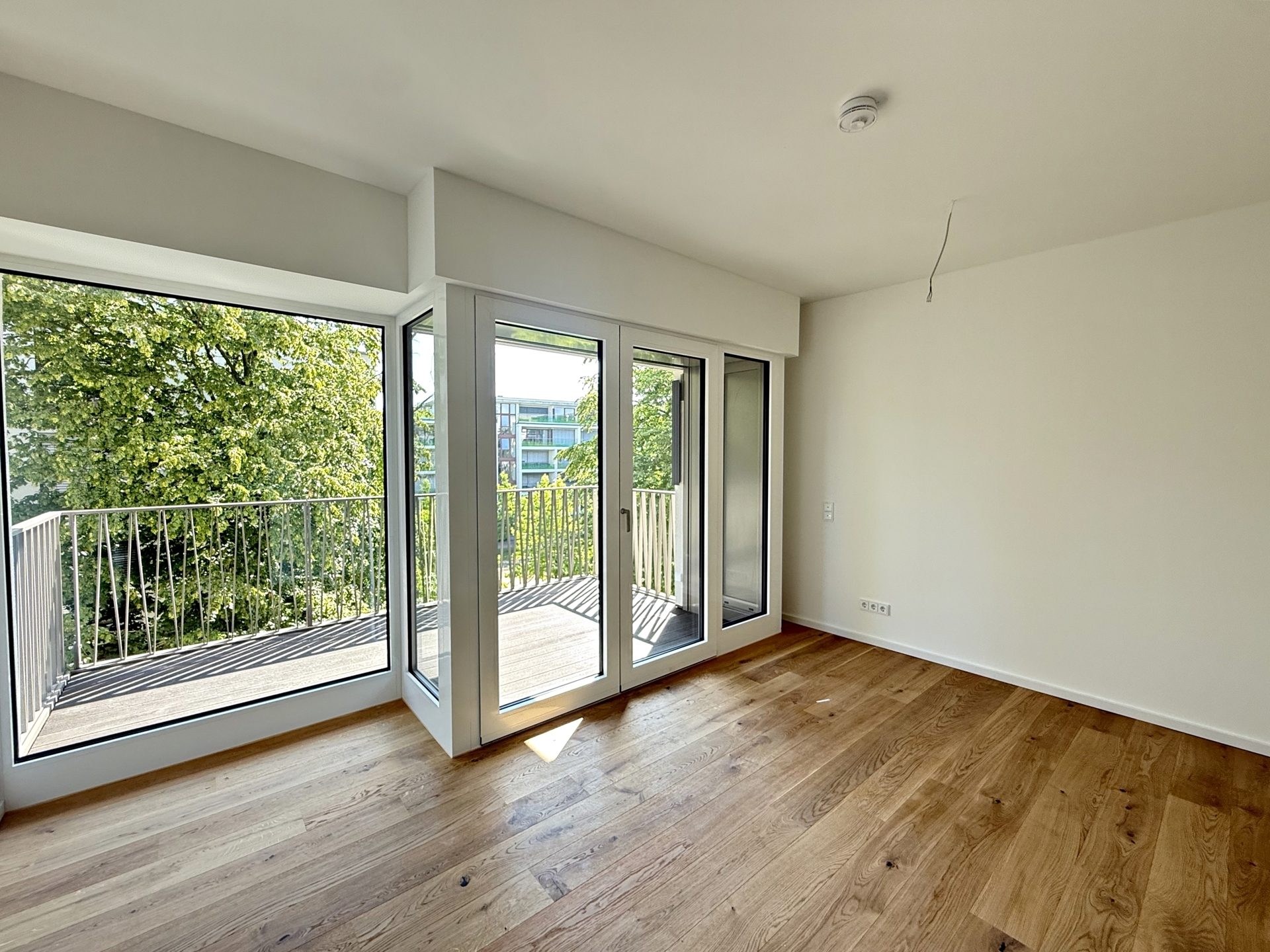 Böcker Wohnimmobilien - Immobilienangebot - Düsseldorf / Düsseltal - Alle - 4 Zimmer Neubau in beliebter Lage von Düsseldorf
