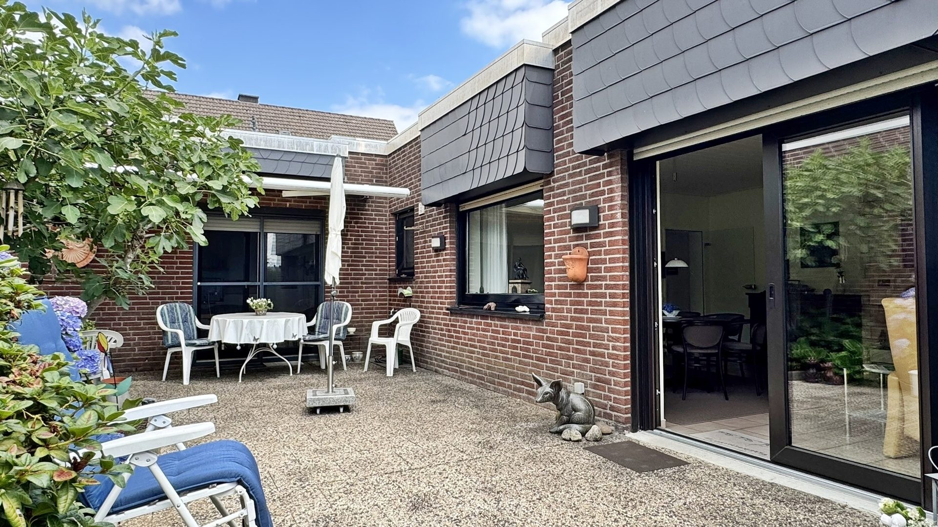 Böcker Wohnimmobilien - Immobilienangebot - Ratingen - Alle - Bungalow in Homberg: ruhig, gepflegt und familienfreundlich