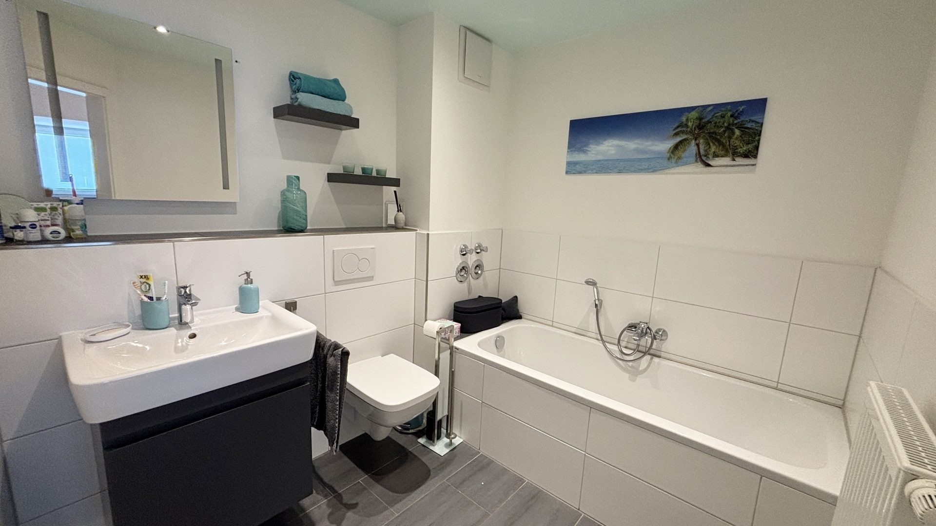 Böcker Wohnimmobilien - Immobilienangebot - Ratingen - Alle - Baujahr 2016 mit Klimaanlage! Exklusive 5-Zimmer-Maisonettewohnung in Ratingen-Mitte!