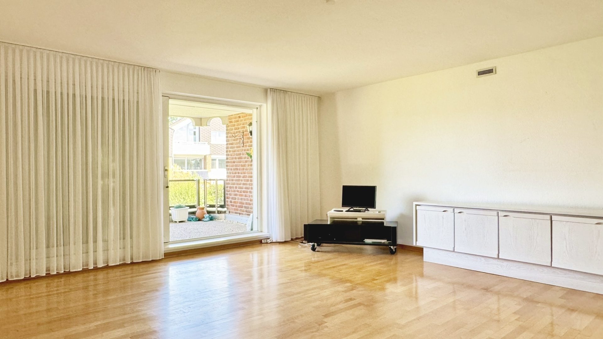 Böcker Wohnimmobilien - Immobilienangebot - Essen - Alle - Urban wohnen, entspannt leben – großzügige Wohnung mit 3 Schlafzimmern und Aufzug