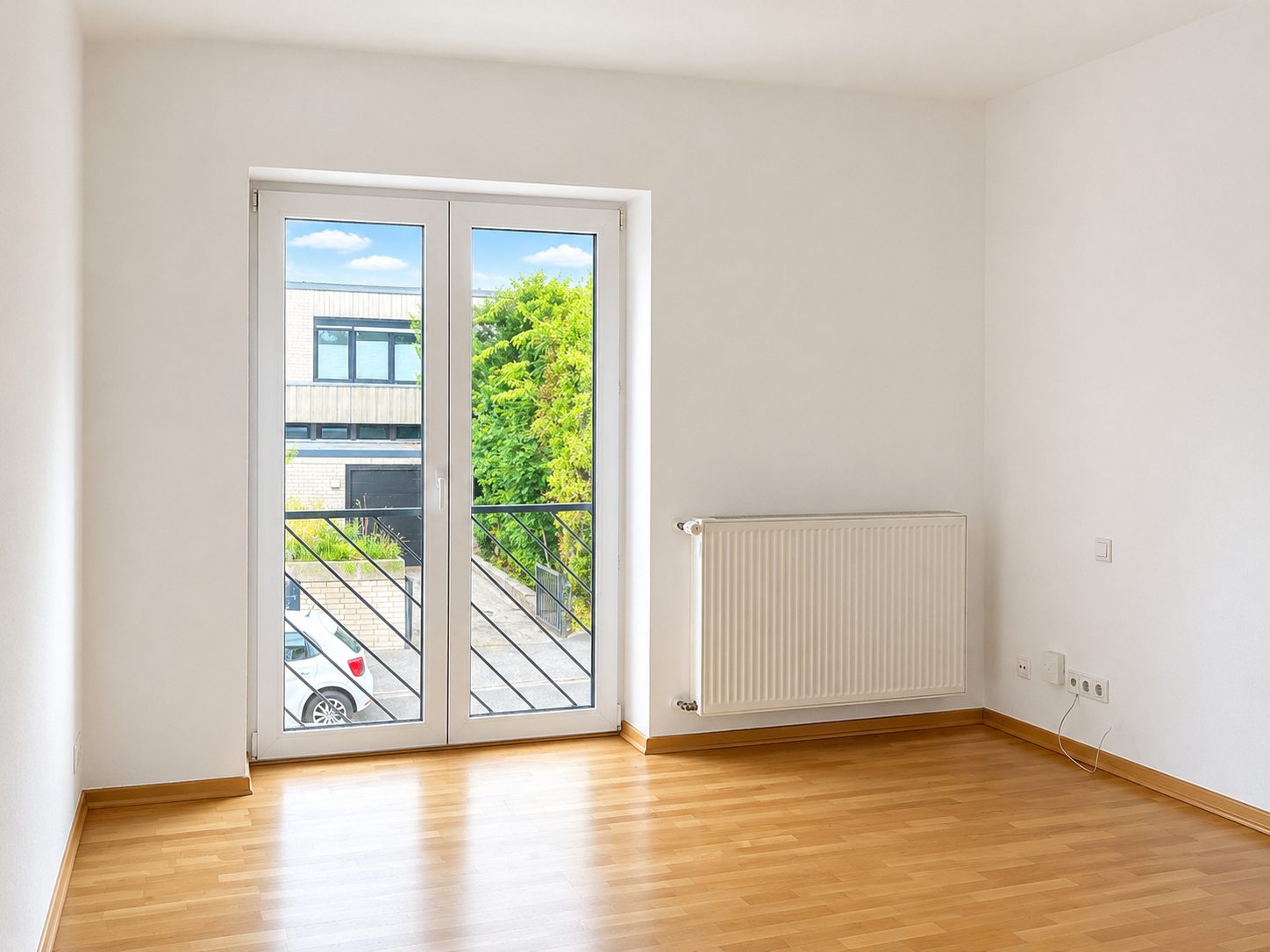 Böcker Wohnimmobilien - Immobilienangebot - Düsseldorf / Kaiserswerth - Alle - Exklusive 3-Zimmer-Wohnung mit großem Sonnenbalkon und Blick ins Grüne