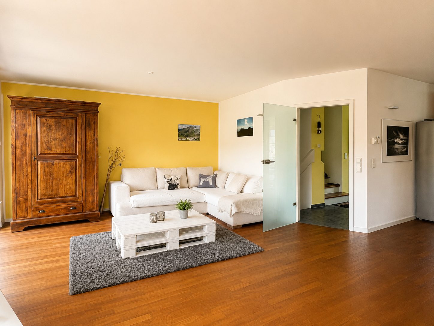 Böcker Wohnimmobilien - Immobilienangebot - Düsseldorf / Lohausen - Alle - 6,5-Zimmer-Familientraum in begehrter Wohnlage fußläufig zum Rhein