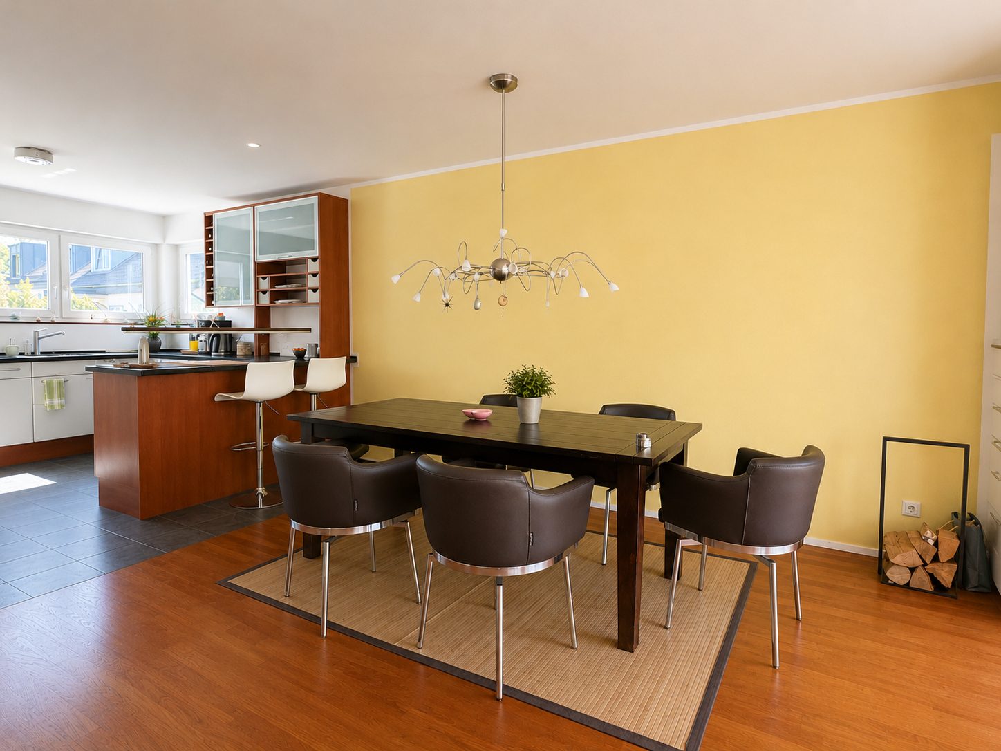 Böcker Wohnimmobilien - Immobilienangebot - Düsseldorf / Lohausen - Alle - 6,5-Zimmer-Familientraum in begehrter Wohnlage fußläufig zum Rhein