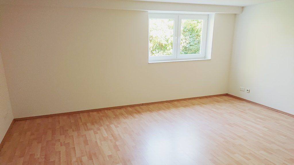 Böcker Wohnimmobilien - Immobilienangebot - Düsseldorf / Einbrungen - Alle - Exklusive Doppelhaushälfte mit großem Garten in Einbrungen