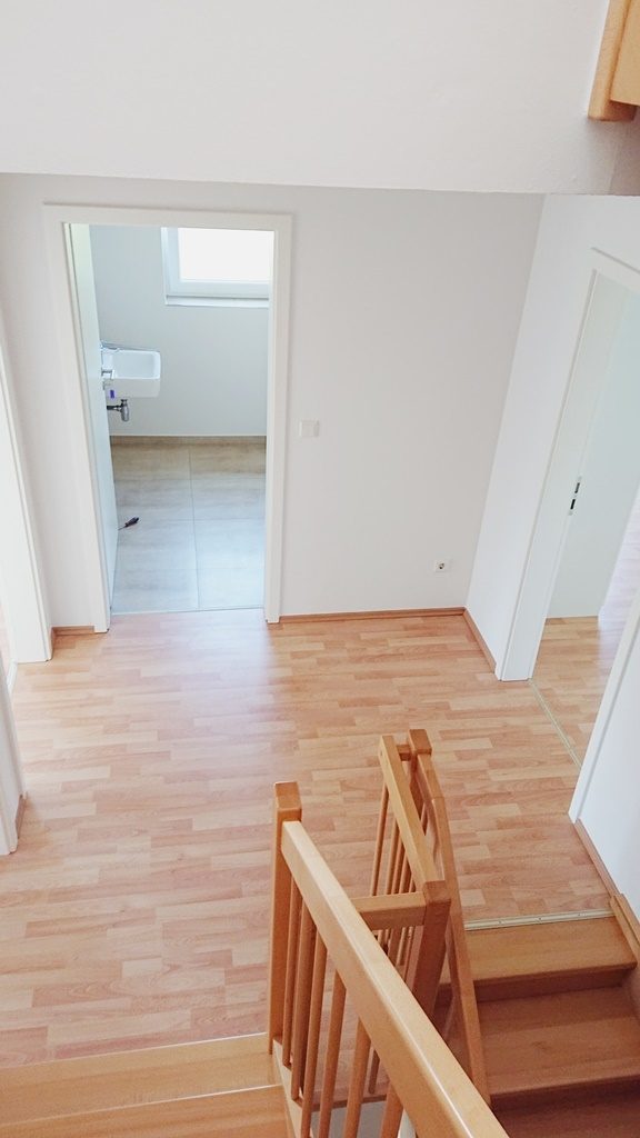 Böcker Wohnimmobilien - Immobilienangebot - Düsseldorf / Einbrungen - Alle - Exklusive Doppelhaushälfte mit großem Garten in Einbrungen