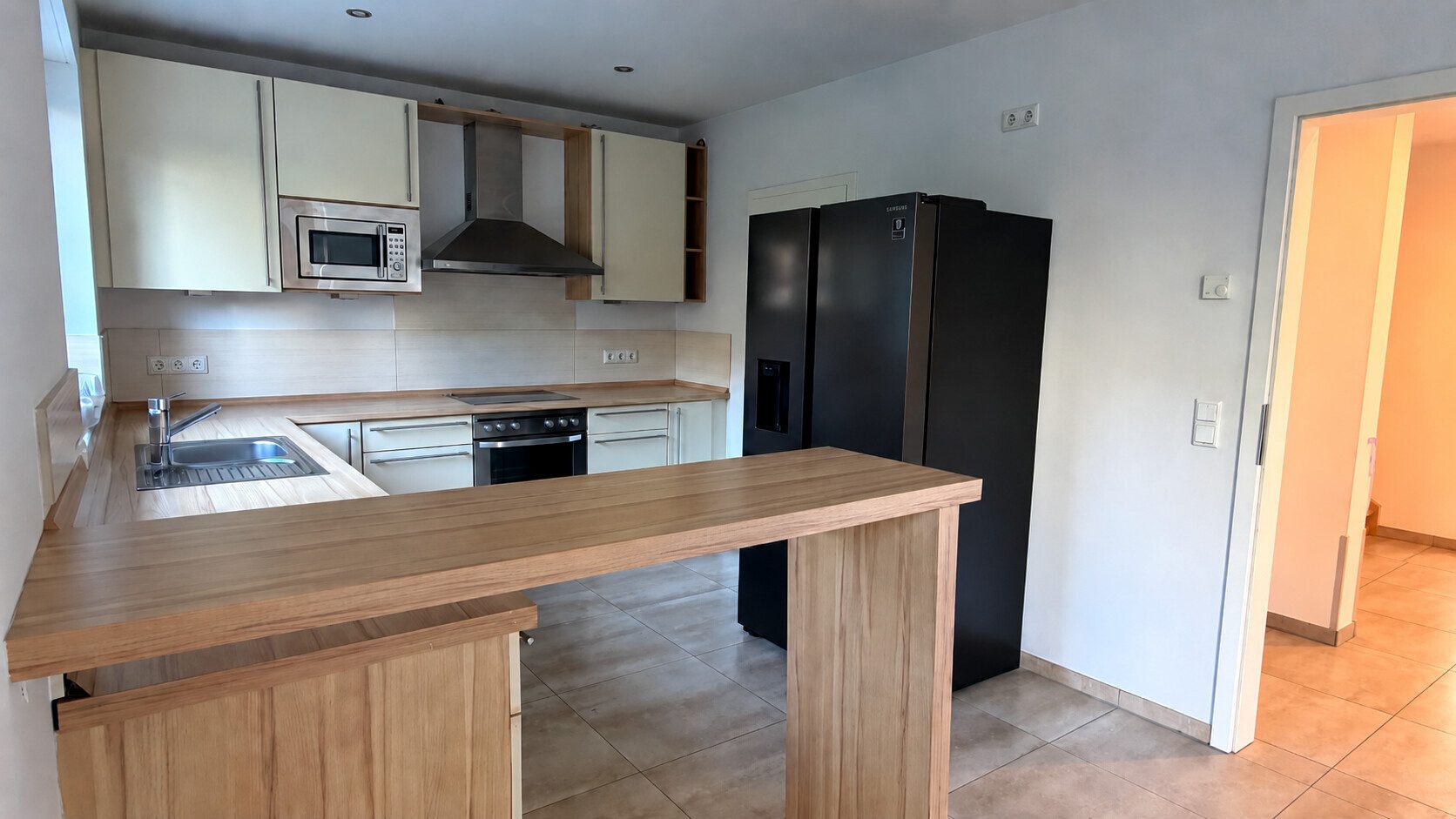 Böcker Wohnimmobilien - Immobilienangebot - Düsseldorf / Einbrungen - Alle - Exklusive Doppelhaushälfte mit großem Garten in Einbrungen