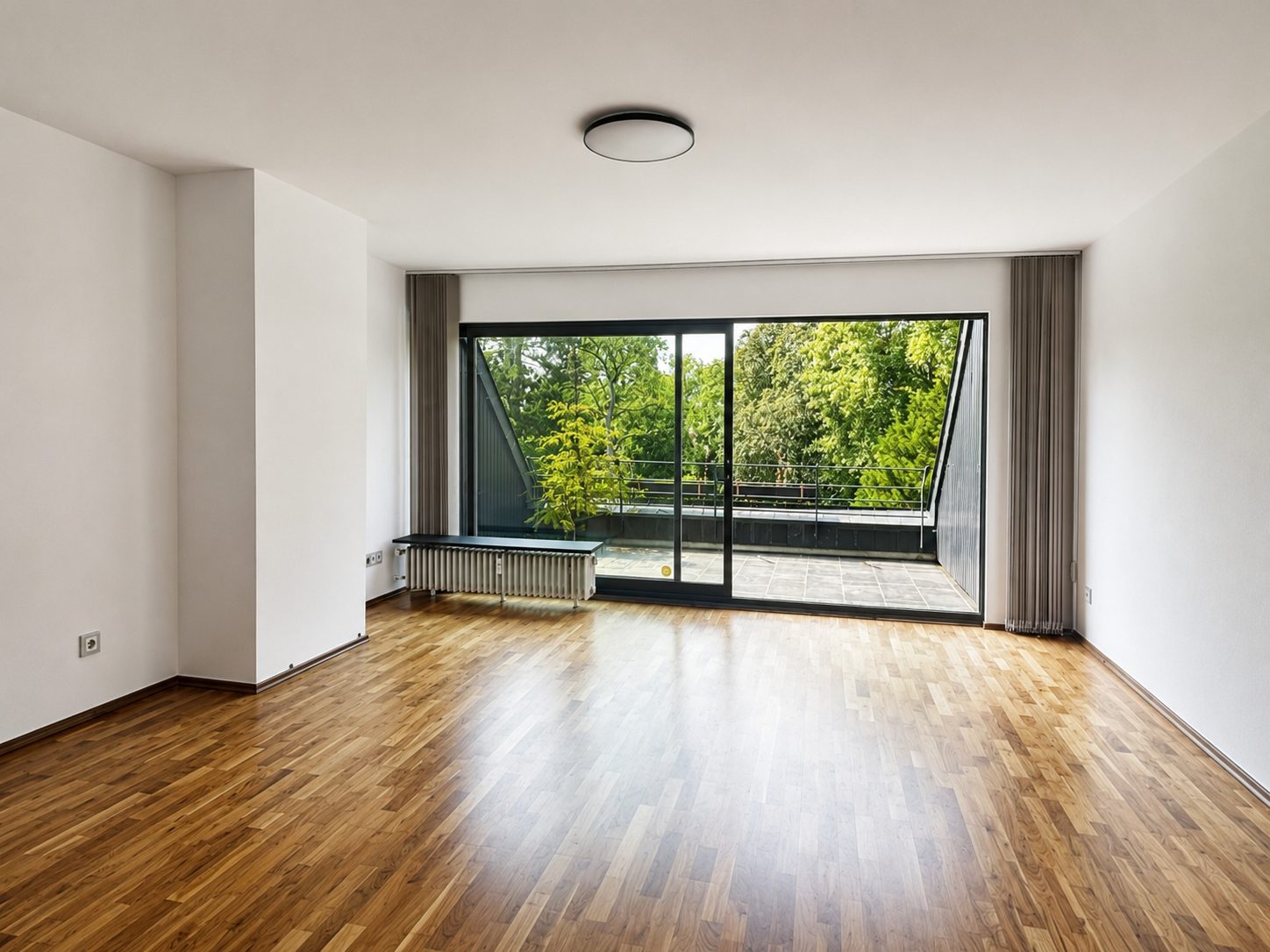 Böcker Wohnimmobilien - Immobilienangebot - Düsseldorf / Wittlaer - Alle - Traumhafte 4-Zimmer-Wohnung in Rheinnähe