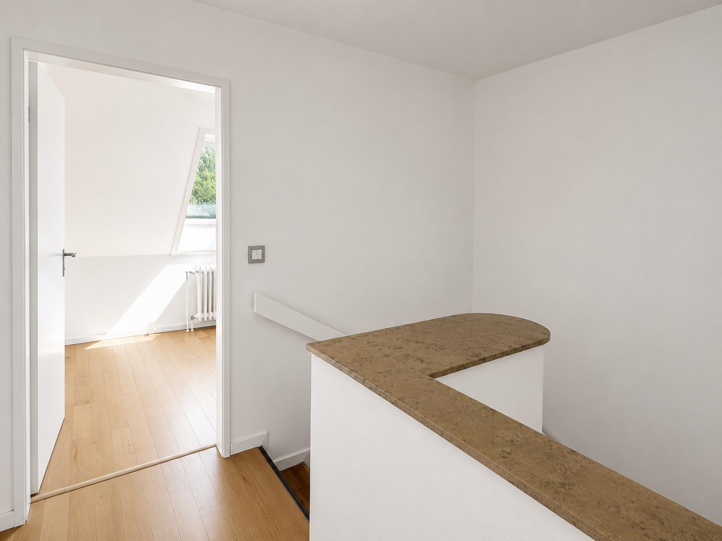 Böcker Wohnimmobilien - Immobilienangebot - Düsseldorf / Wittlaer - Alle - Traumhafte 4-Zimmer-Wohnung in Rheinnähe