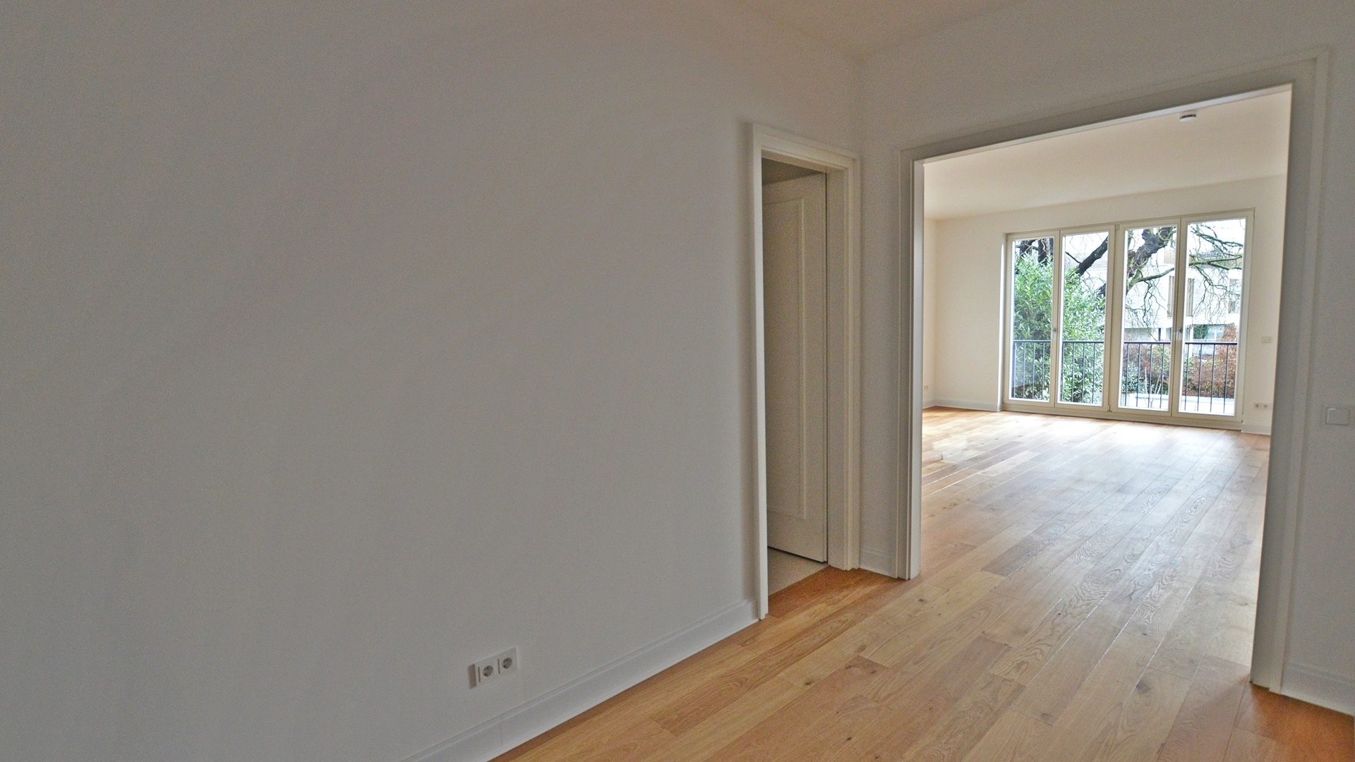 Böcker Wohnimmobilien - Immobilienangebot - Düsseldorf / Düsseltal - Alle - Luxuriöse 3-Zimmer-Wohnung mit besonderem Wohnambiente