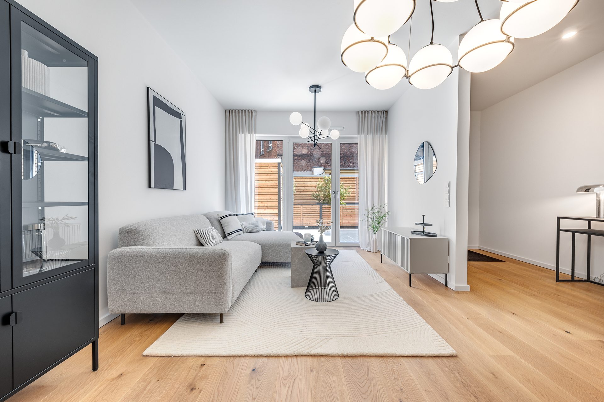 Böcker Wohnimmobilien - Immobilienangebot - Düsseldorf / Friedrichstadt - Alle - Bezugsfertiges Neubau-Stadthaus mit separater Gewerbeeinheit | Wohnen & Arbeiten