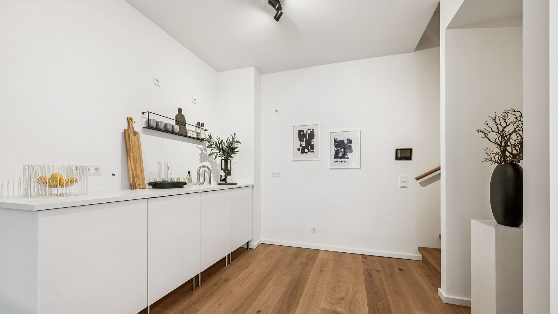 Böcker Wohnimmobilien - Immobilienangebot - Düsseldorf / Friedrichstadt - Alle - Bezugsfertiges Neubau / Stadthaus & Gewerbeeinheit im attraktiven Kombiangebot