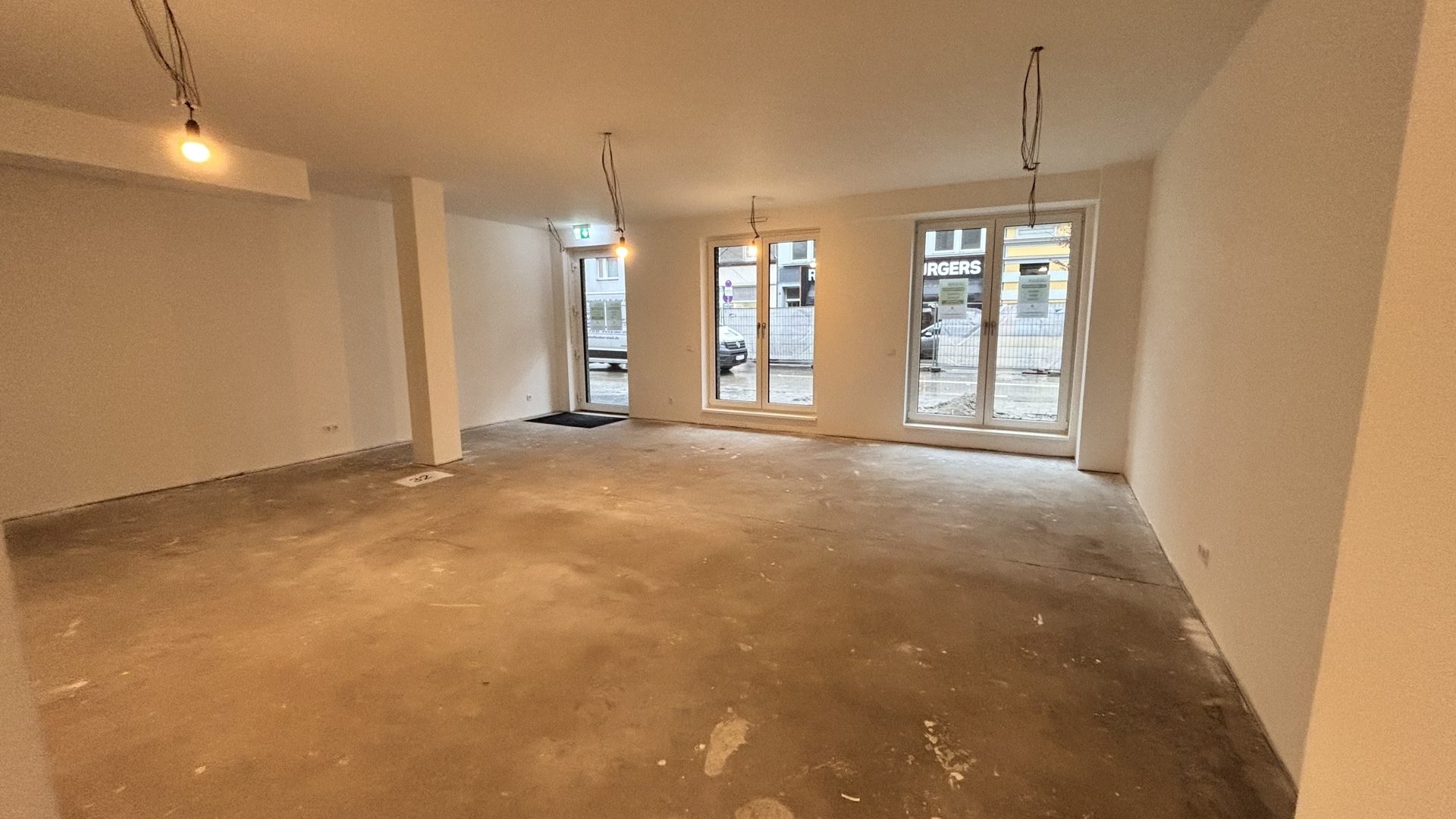 Böcker Wohnimmobilien - Immobilienangebot - Düsseldorf / Friedrichstadt - Alle - Bezugsfertiges Neubau / Stadthaus & Gewerbeeinheit im attraktiven Kombiangebot