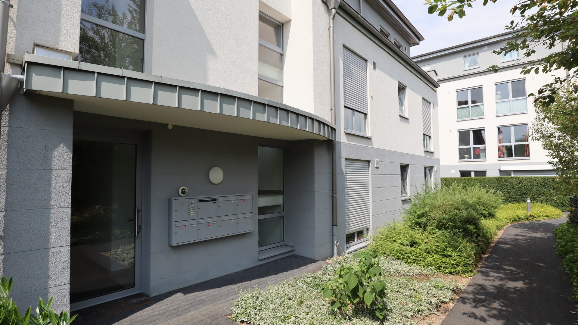 Böcker Wohnimmobilien - Immobilienangebot - Düsseldorf / Wittlaer - Alle - Exklusive 3-Zimmer-Wohnung mit Balkon, EBK und Aufzug - Wohnambiente im WohnPark