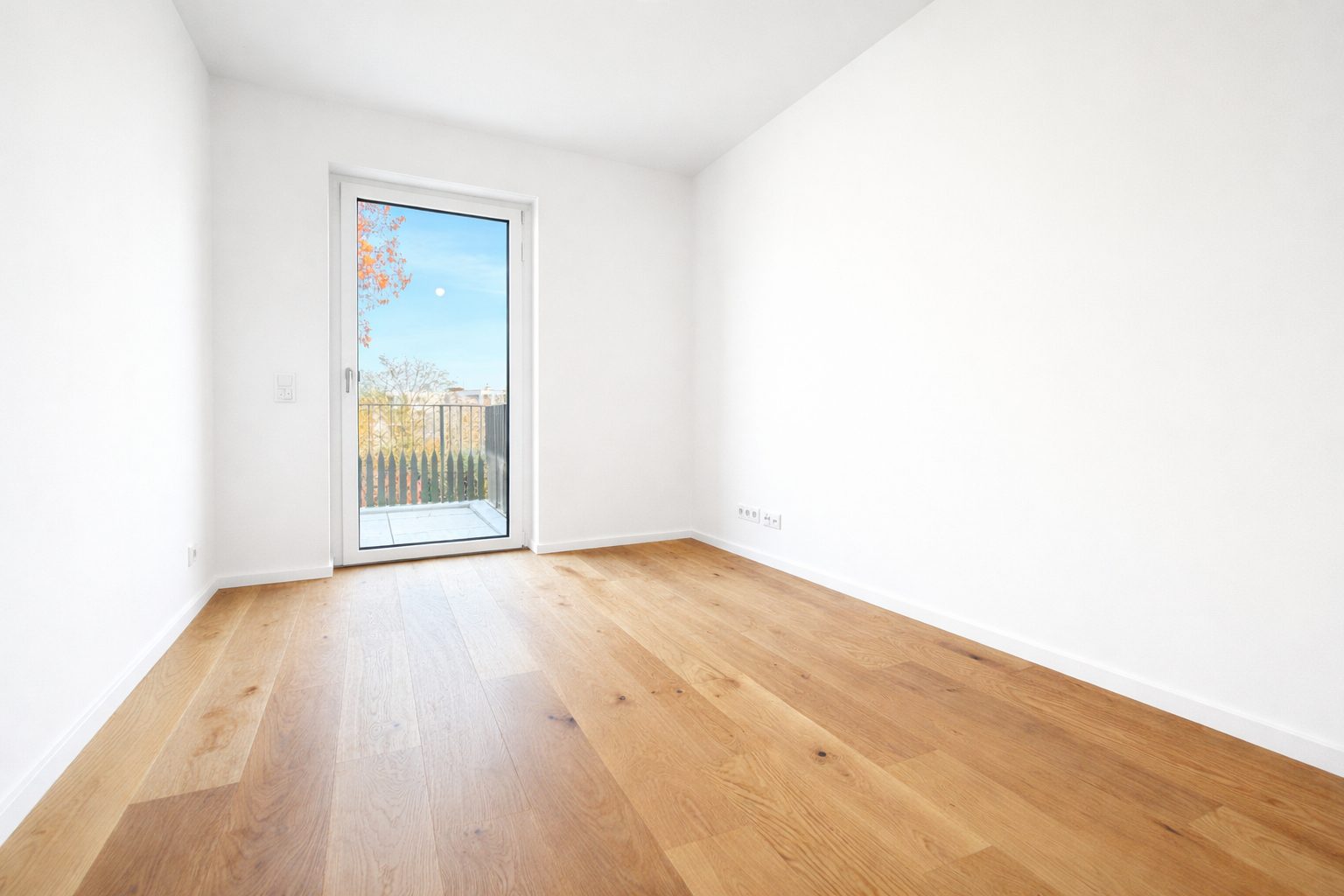 Böcker Wohnimmobilien - Immobilienangebot - Düsseldorf / Oberkassel - Alle - Moderne 4-Raum-Wohnung mit Südwest-Balkon
