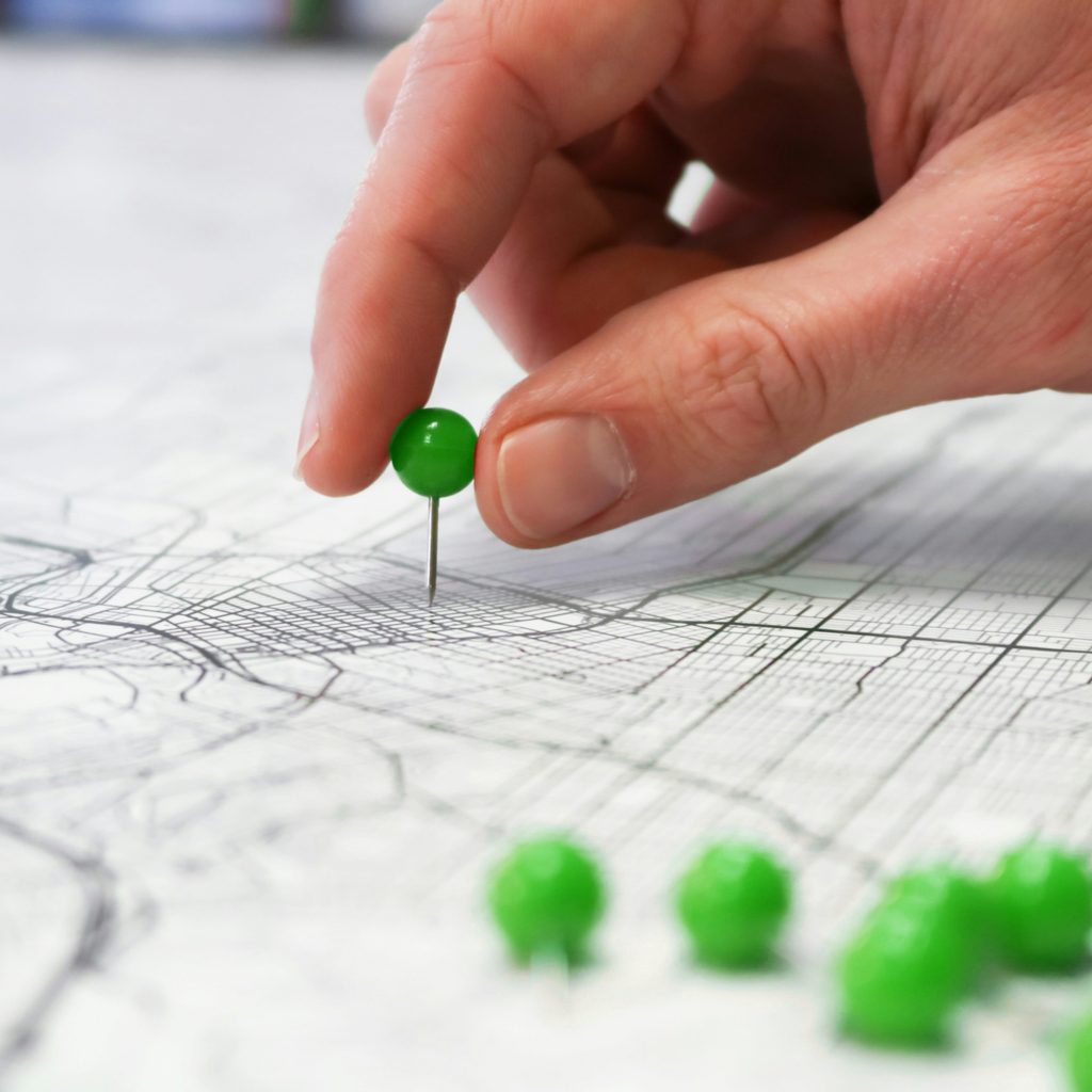 quadgeojango-maps-Z8UgB80_46w-unsplash