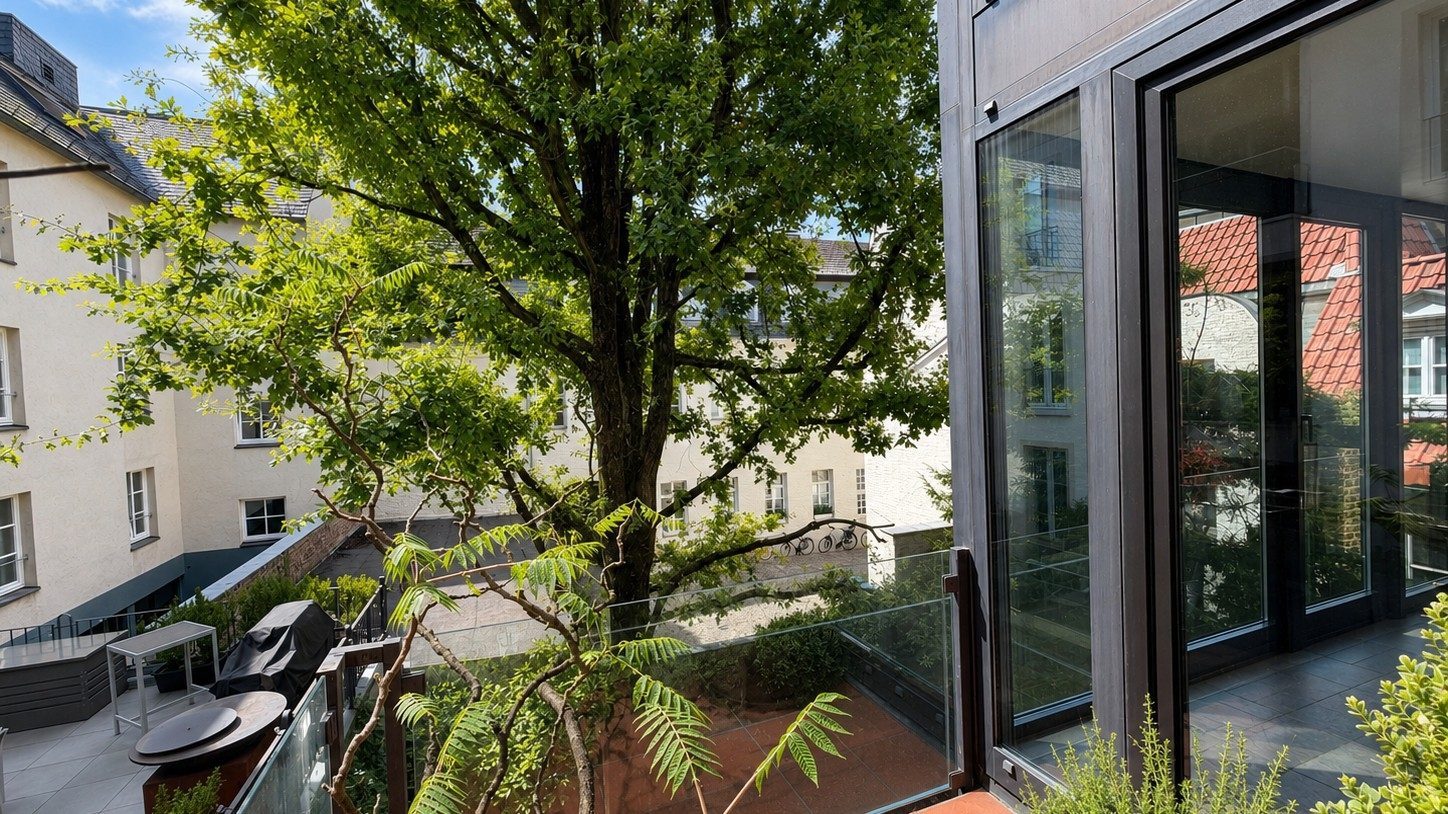 Böcker Wohnimmobilien - Immobilienangebot - Düsseldorf / Carlstadt - Alle - Ein Unikat - Besonderes Wohnen auf zwei Ebenen - Carlstadt