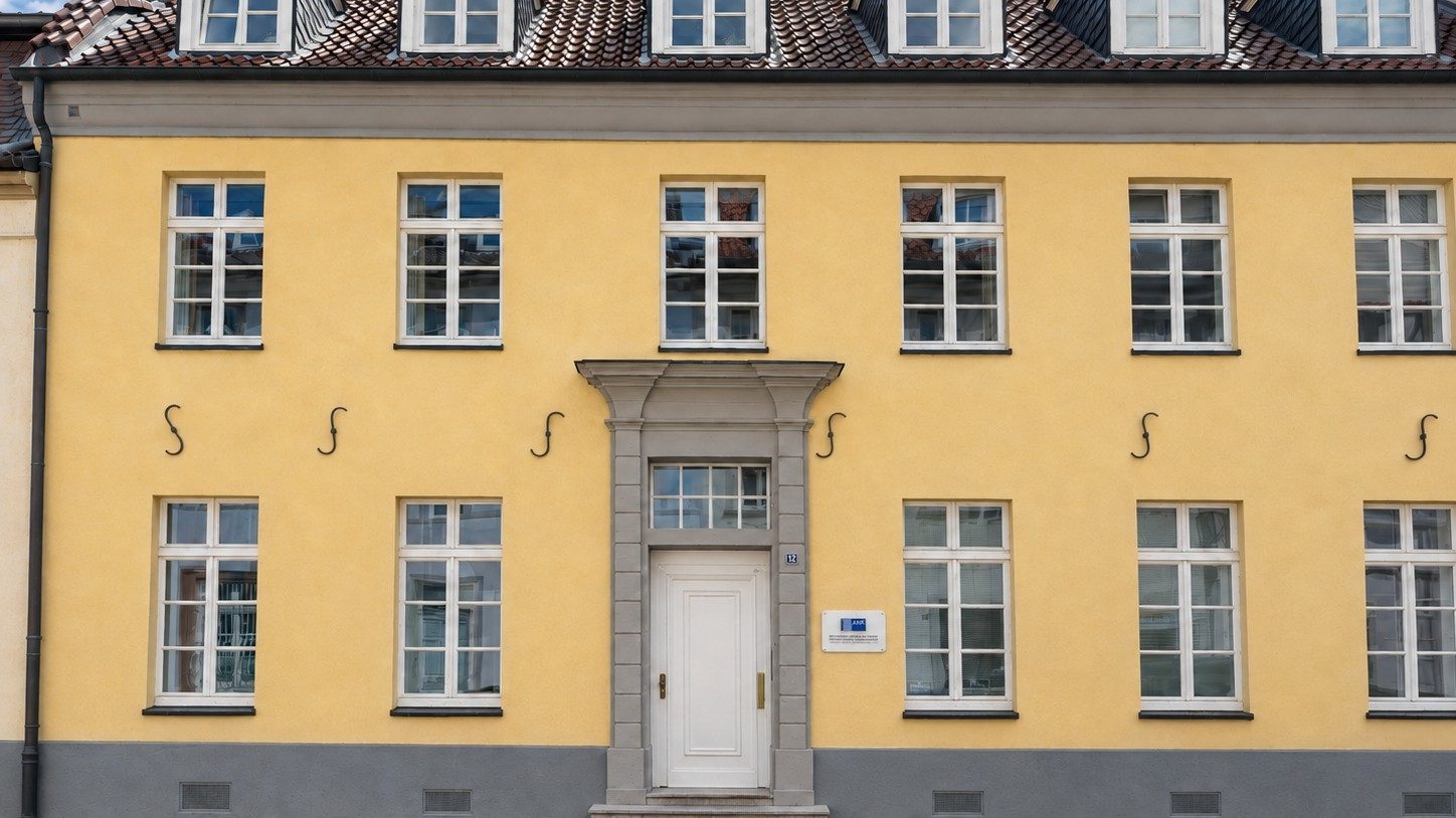 Böcker Wohnimmobilien - Immobilienangebot - Düsseldorf / Carlstadt - Alle - Ein Unikat - Besonderes Wohnen auf zwei Ebenen - Carlstadt