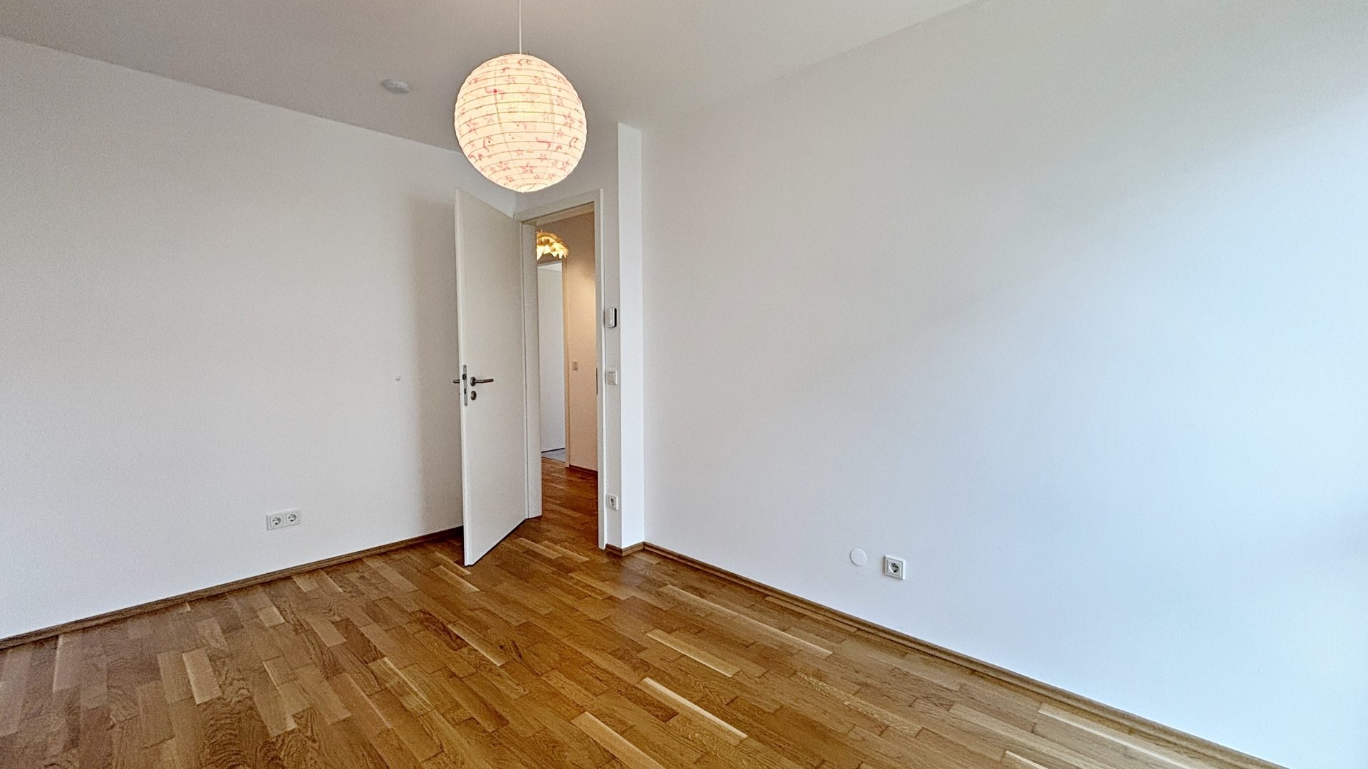 Böcker Wohnimmobilien - Immobilienangebot - Düsseldorf / Einbrungen - Alle - Großzügige 3 Zi.-Whg. mit hochwertiger EBK und sonnigem Balkon in Einbrungen
