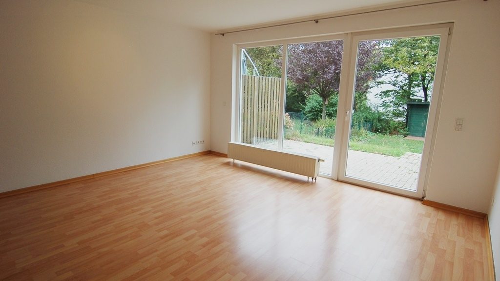 Böcker Wohnimmobilien - Immobilienangebot - Düsseldorf / Einbrungen - Alle - Familienfreundliches Reihenmittelhaus in ruhiger Lage von Düsseldorf-Einbrungen
