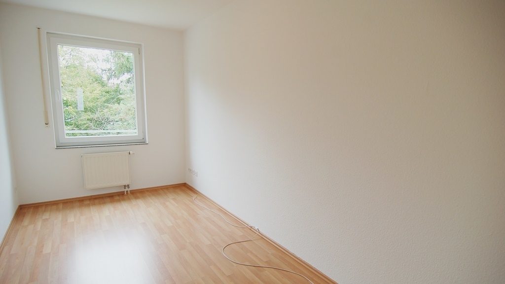 Böcker Wohnimmobilien - Immobilienangebot - Düsseldorf / Einbrungen - Alle - Familienfreundliches Reihenmittelhaus in ruhiger Lage von Düsseldorf-Einbrungen