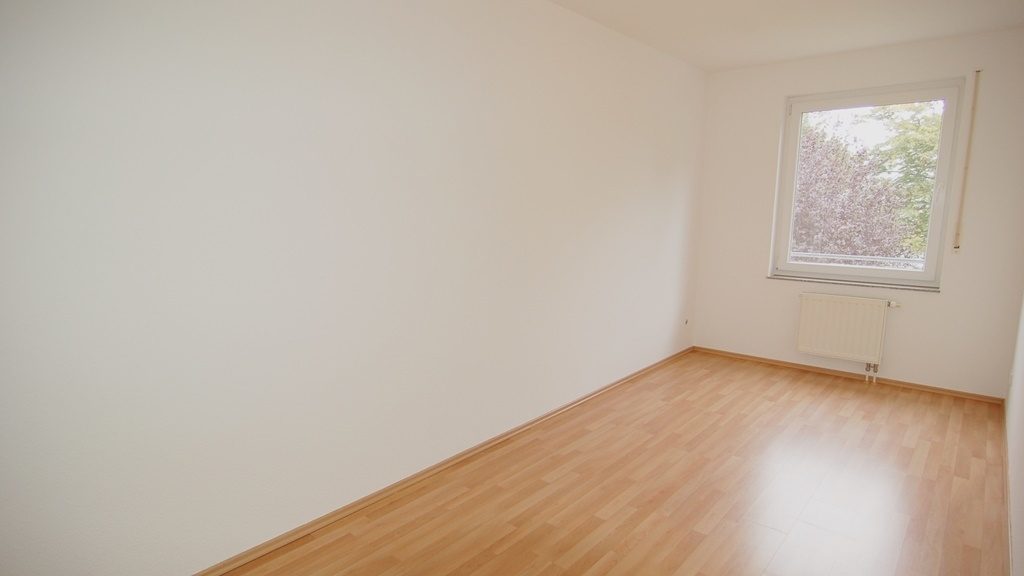 Böcker Wohnimmobilien - Immobilienangebot - Düsseldorf / Einbrungen - Alle - Familienfreundliches Reihenmittelhaus in ruhiger Lage von Düsseldorf-Einbrungen