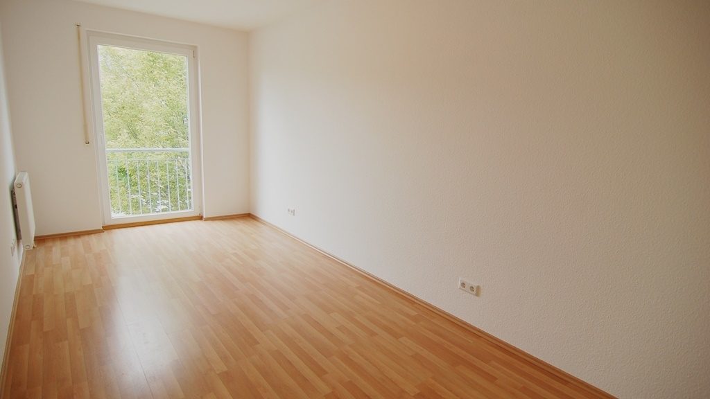 Böcker Wohnimmobilien - Immobilienangebot - Düsseldorf / Einbrungen - Alle - Familienfreundliches Reihenmittelhaus in ruhiger Lage von Düsseldorf-Einbrungen
