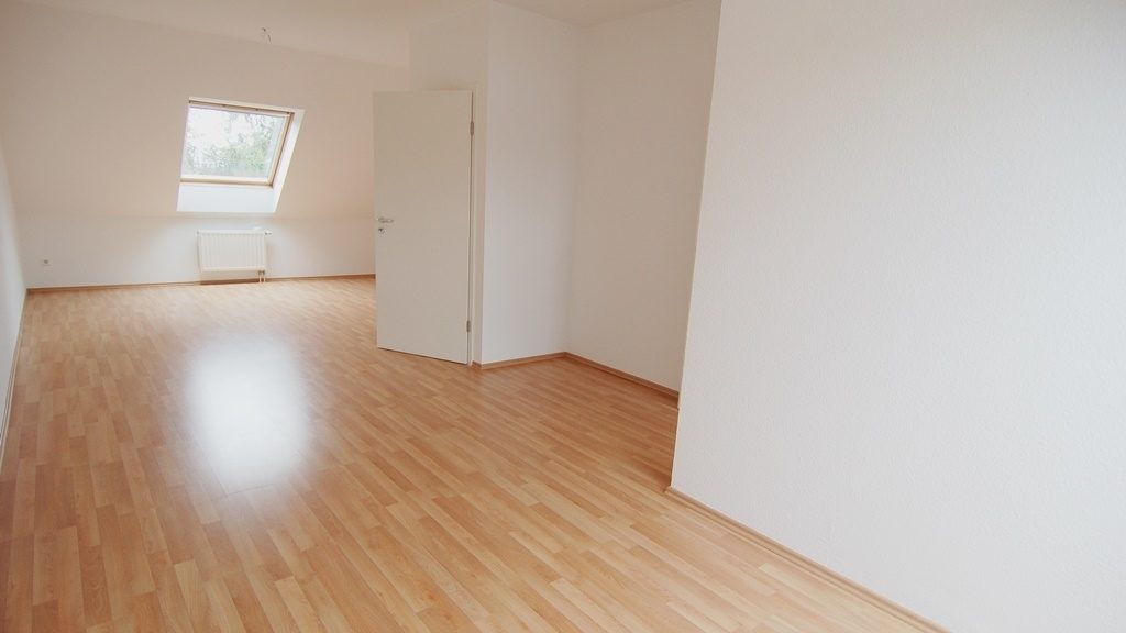 Böcker Wohnimmobilien - Immobilienangebot - Düsseldorf / Einbrungen - Alle - Familienfreundliches Reihenmittelhaus in ruhiger Lage von Düsseldorf-Einbrungen