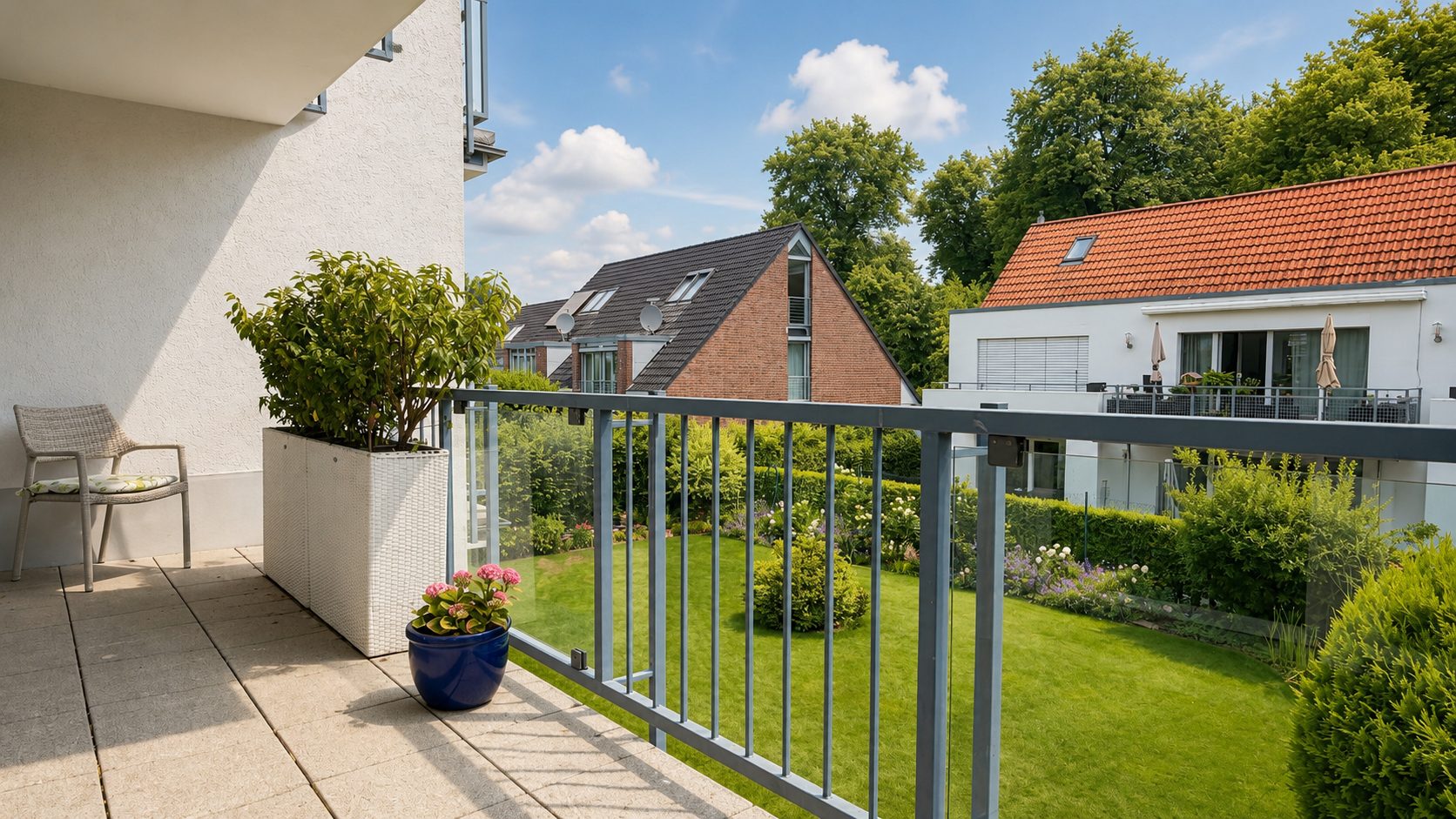Böcker Wohnimmobilien - Immobilienangebot - Düsseldorf / Kaiserswerth - Alle - 3-Zimmer-Wohnung mit zwei Balkonen im Herzen von Kaiserwerth