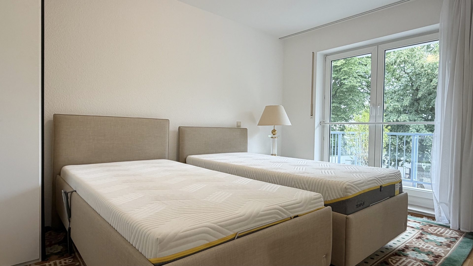 Böcker Wohnimmobilien - Immobilienangebot - Düsseldorf / Kaiserswerth - Alle - 3-Zimmer-Wohnung mit zwei Balkonen im Herzen von Kaiserwerth