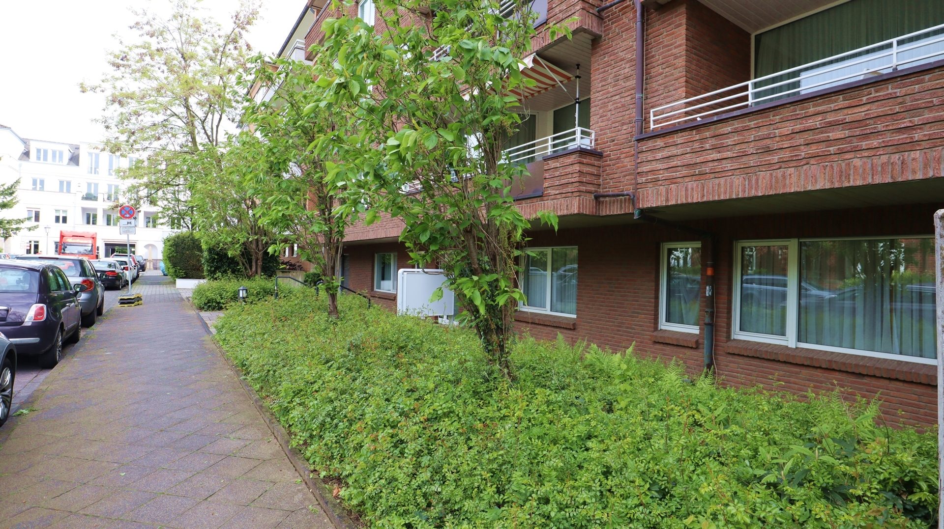 Böcker Wohnimmobilien - Immobilienangebot - Düsseldorf/Oberkassel - Alle - Ca. 137 m² Wohnkomfort mit eigenem Garten in Oberkassel – Ihr neues Zuhause!
