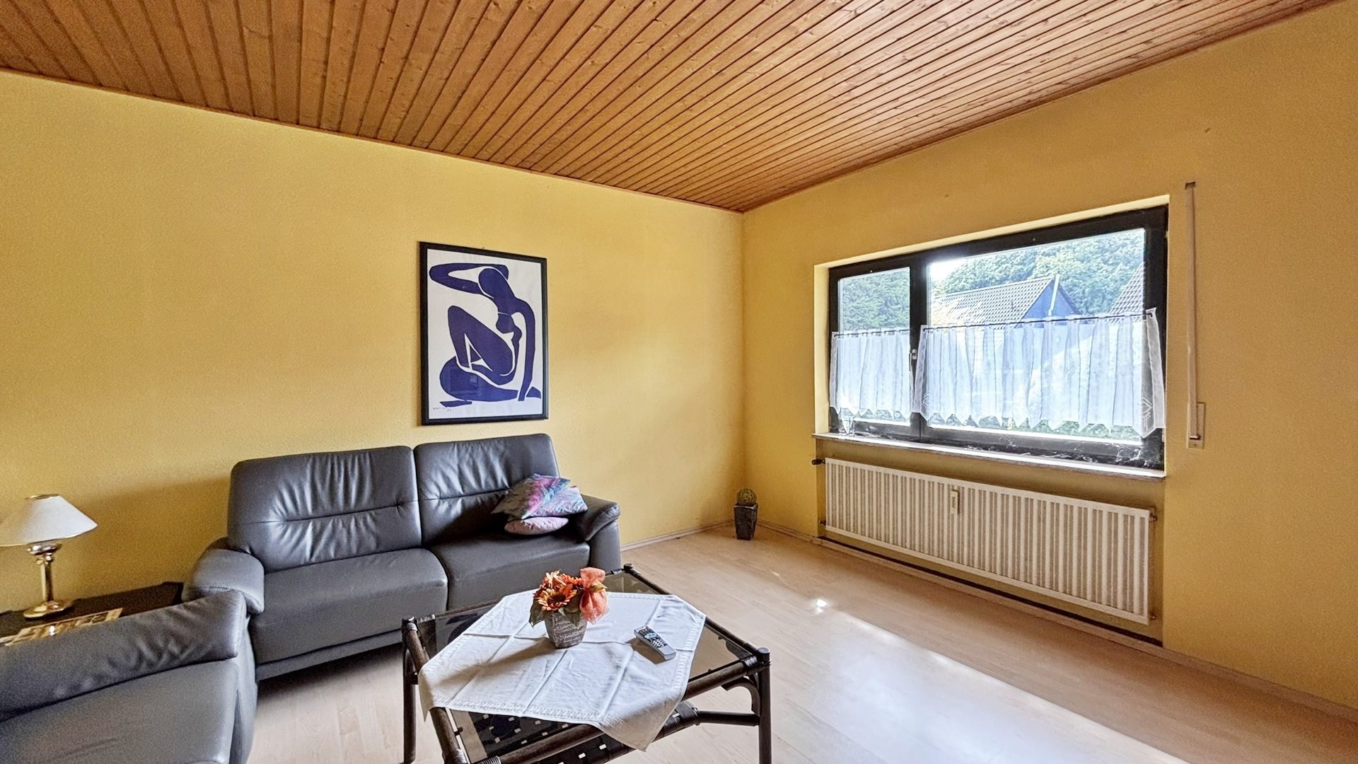 Böcker Wohnimmobilien - Immobilienangebot - Ratingen - Alle - Viel Raum für Familie und Ideen: Zweifamilienhaus mit großem Garten in Ratingen-Homberg