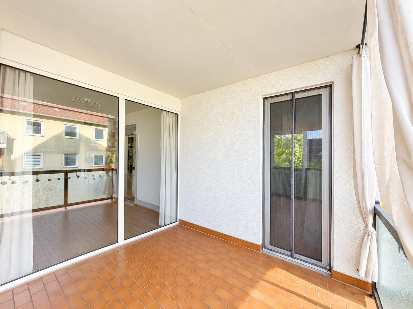 Böcker Wohnimmobilien - Immobilienangebot - Düsseldorf / Benrath - Alle - Geräumige 3-Zimmer-Wohnung mit Balkon und idealer Anbindung in ruhiger Lage von Benrath