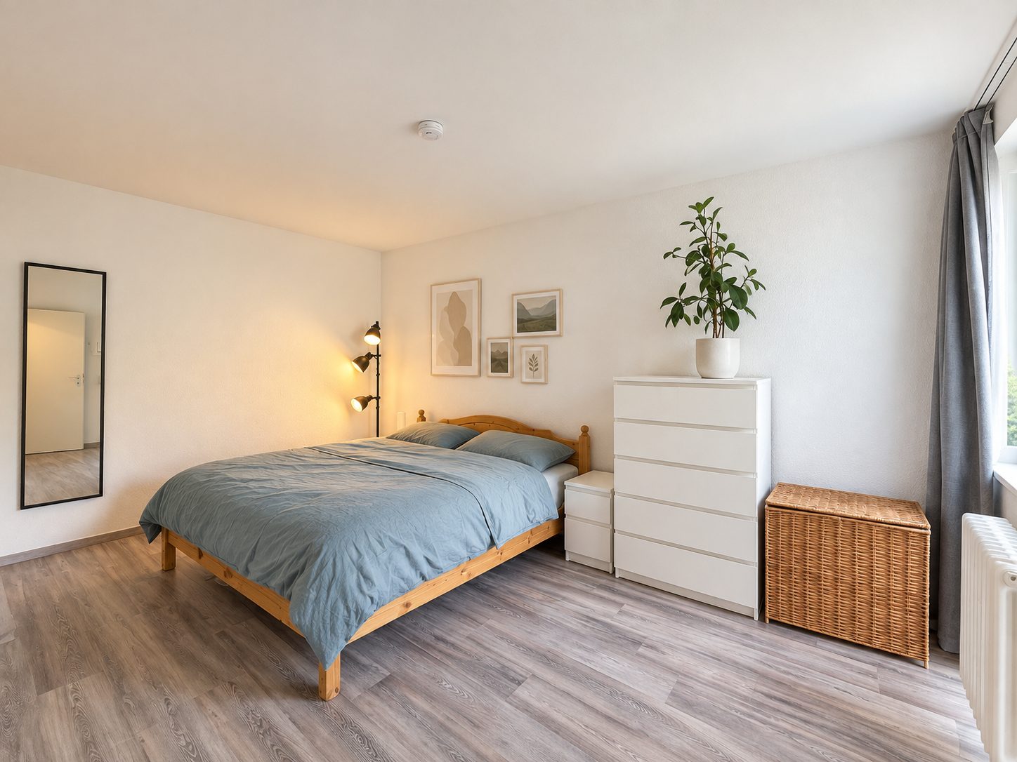 Böcker Wohnimmobilien - Immobilienangebot - Düsseldorf / Benrath - Alle - Geräumige 3-Zimmer-Wohnung mit Balkon und idealer Anbindung in ruhiger Lage von Benrath