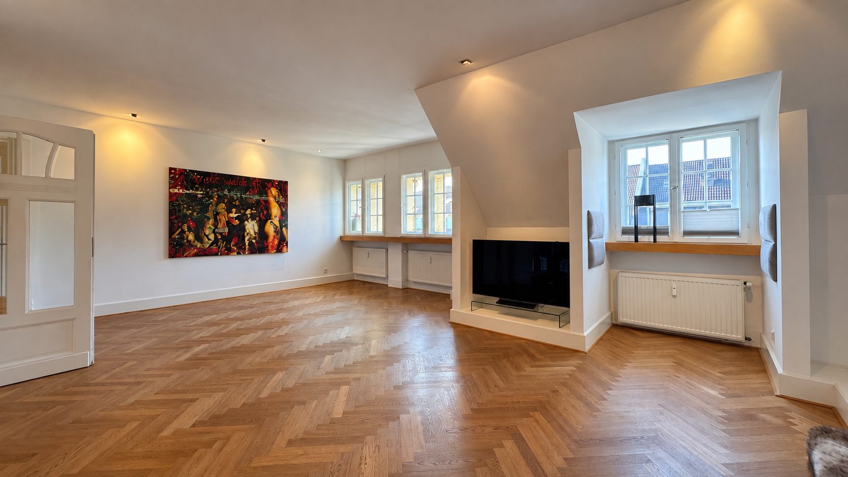 Böcker Wohnimmobilien - Immobilienangebot - Düsseldorf / Düsseltal - Alle - Denkmalgeschützte Altbauwohnung im 4. OG in Düsseldorf-Düsselthal