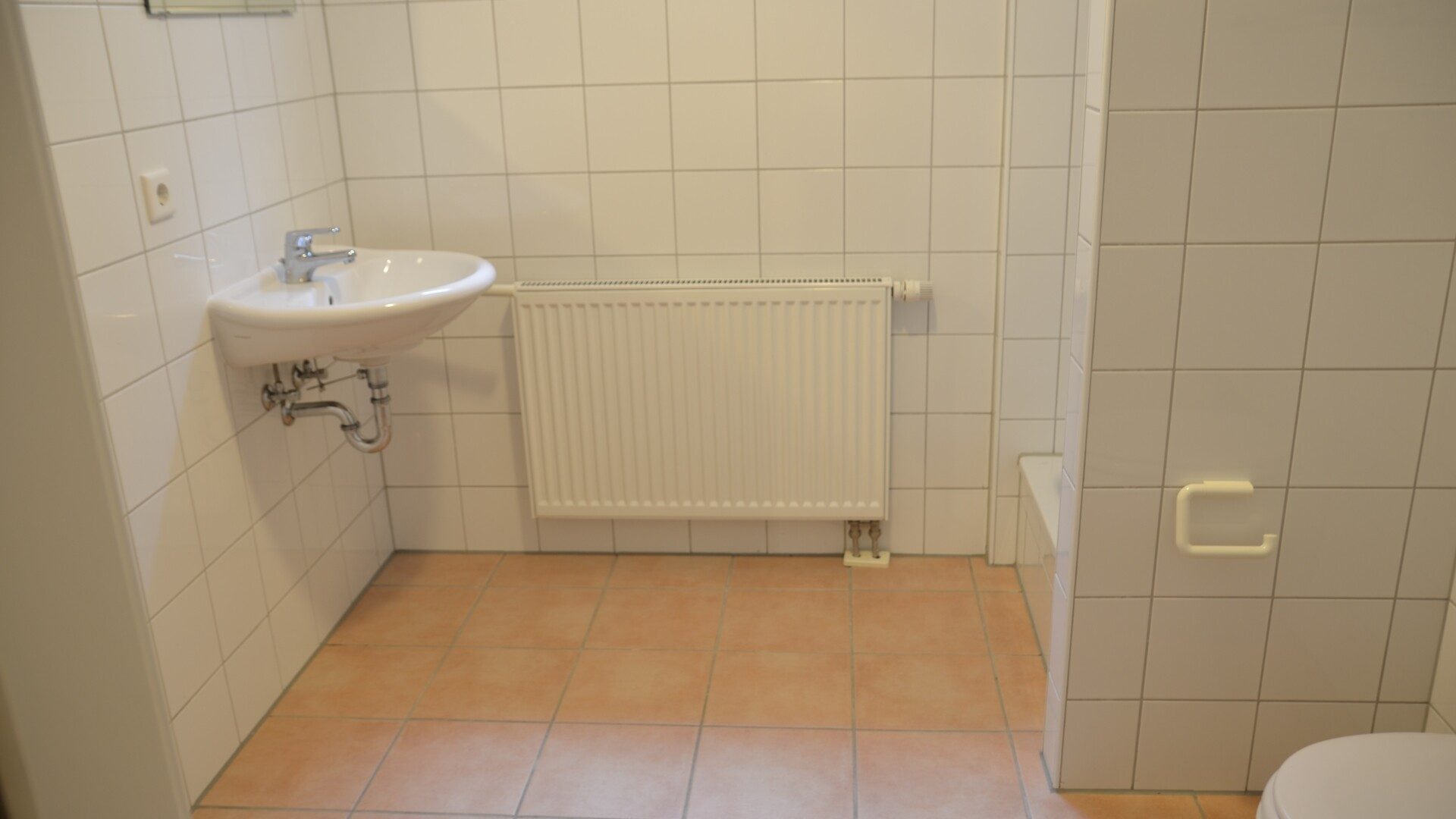 Böcker Wohnimmobilien - Immobilienangebot - Düsseldorf / Einbrungen - Alle - Attraktives Reihenhaus im familienfreundlichen Einbrungen